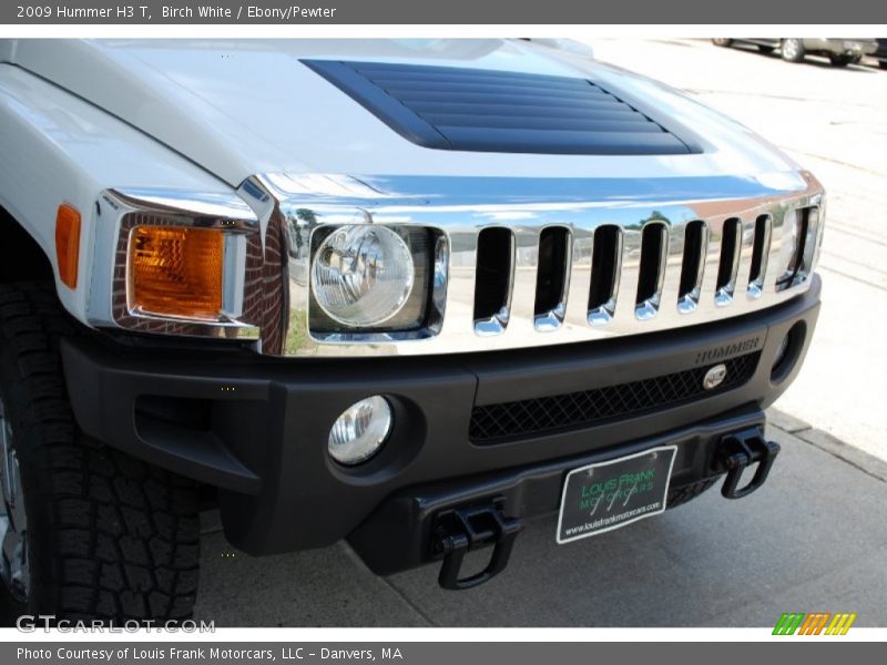 Birch White / Ebony/Pewter 2009 Hummer H3 T