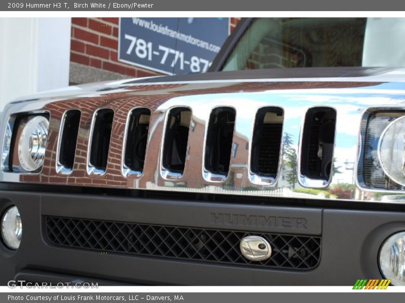 Birch White / Ebony/Pewter 2009 Hummer H3 T