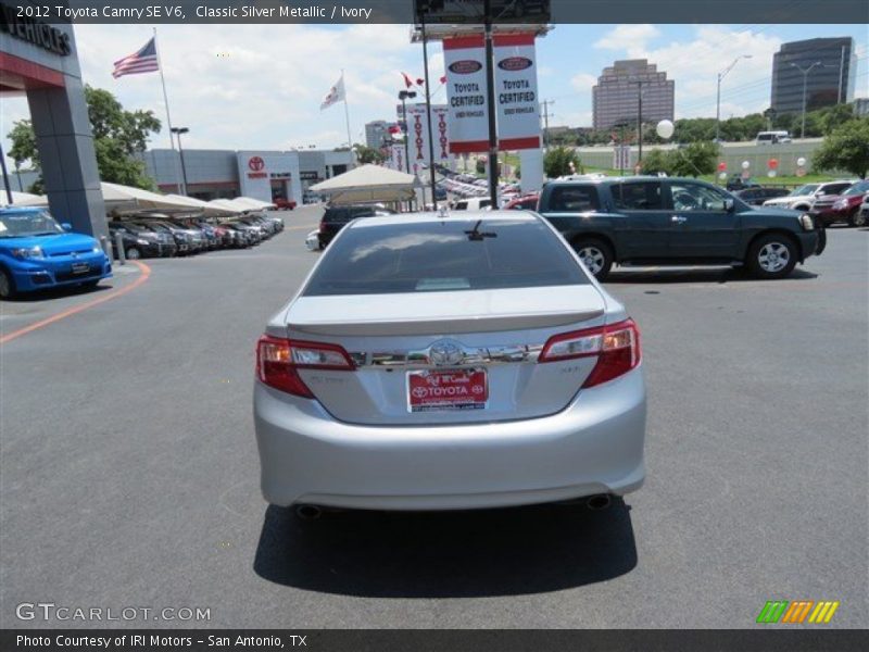 Classic Silver Metallic / Ivory 2012 Toyota Camry SE V6