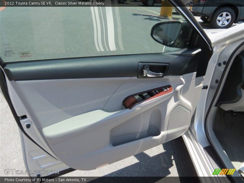 Classic Silver Metallic / Ivory 2012 Toyota Camry SE V6