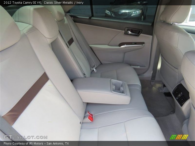 Classic Silver Metallic / Ivory 2012 Toyota Camry SE V6