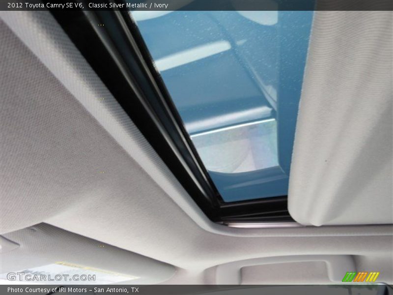 Classic Silver Metallic / Ivory 2012 Toyota Camry SE V6