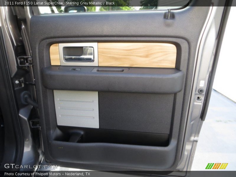 Sterling Grey Metallic / Black 2011 Ford F150 Lariat SuperCrew