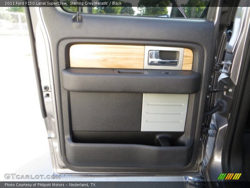 Sterling Grey Metallic / Black 2011 Ford F150 Lariat SuperCrew