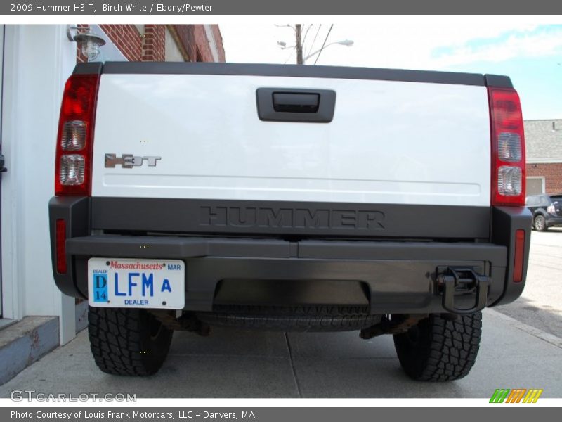 Birch White / Ebony/Pewter 2009 Hummer H3 T