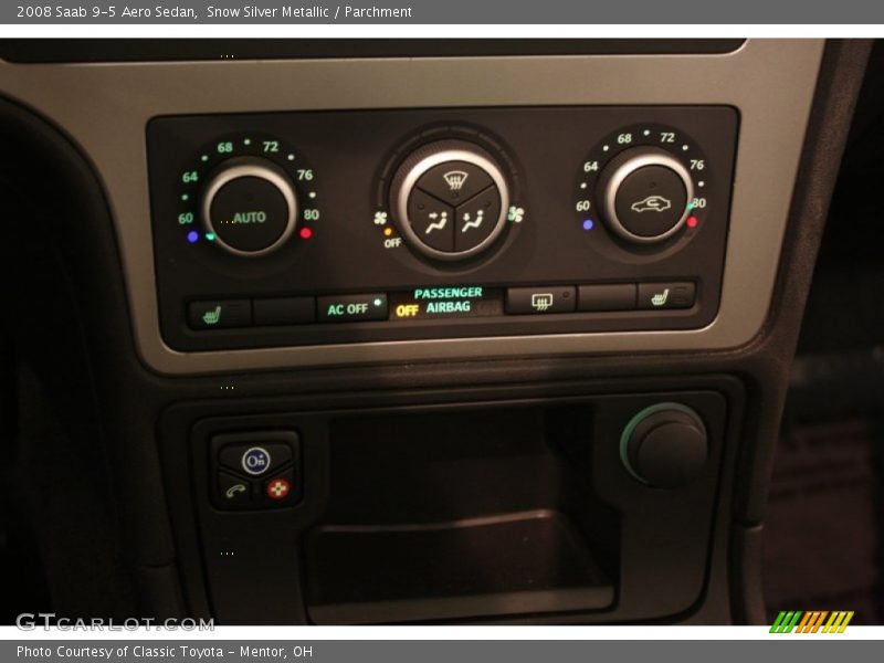 Controls of 2008 9-5 Aero Sedan