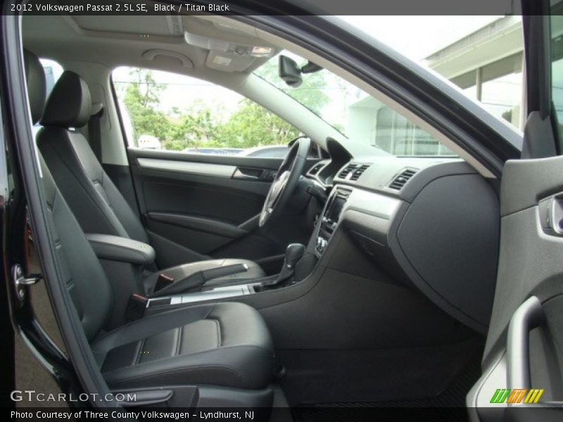 Black / Titan Black 2012 Volkswagen Passat 2.5L SE