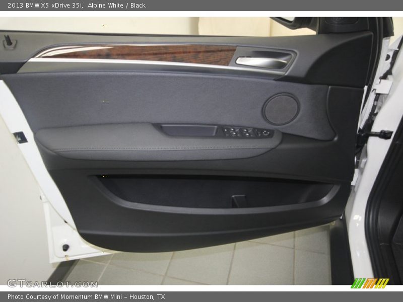 Alpine White / Black 2013 BMW X5 xDrive 35i