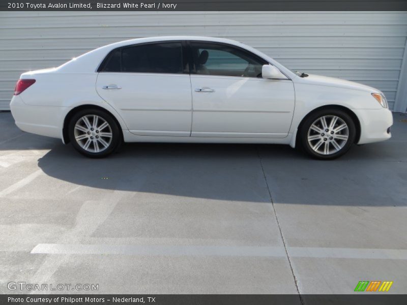 Blizzard White Pearl / Ivory 2010 Toyota Avalon Limited