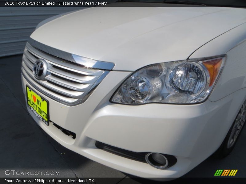 Blizzard White Pearl / Ivory 2010 Toyota Avalon Limited