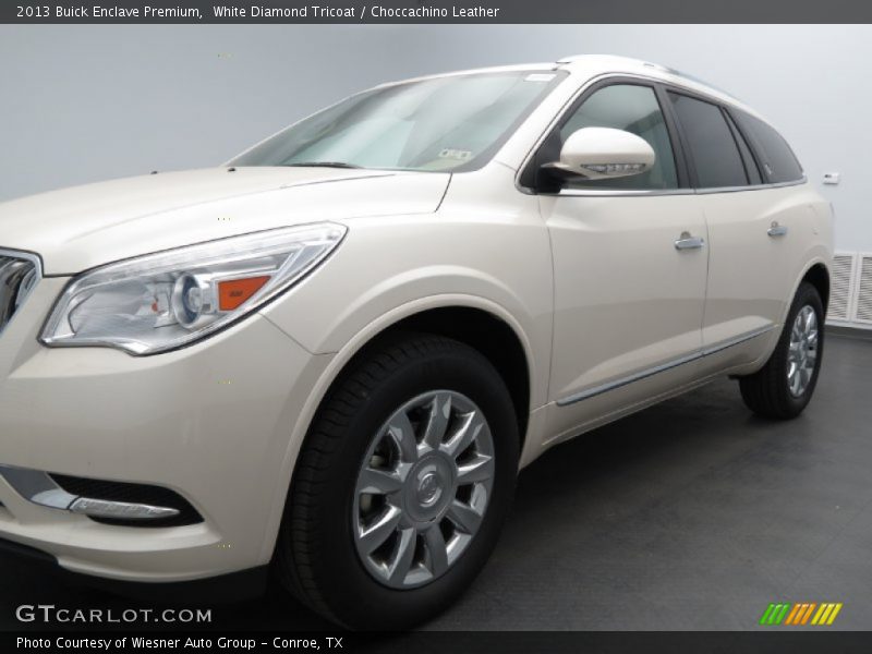 White Diamond Tricoat / Choccachino Leather 2013 Buick Enclave Premium