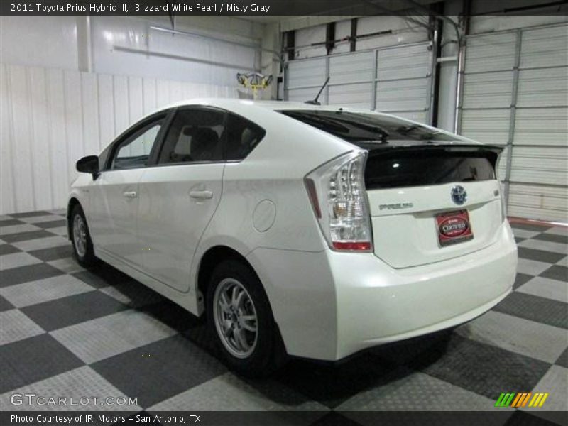 Blizzard White Pearl / Misty Gray 2011 Toyota Prius Hybrid III