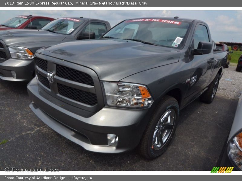 Mineral Gray Metallic / Black/Diesel Gray 2013 Ram 1500 Express Regular Cab
