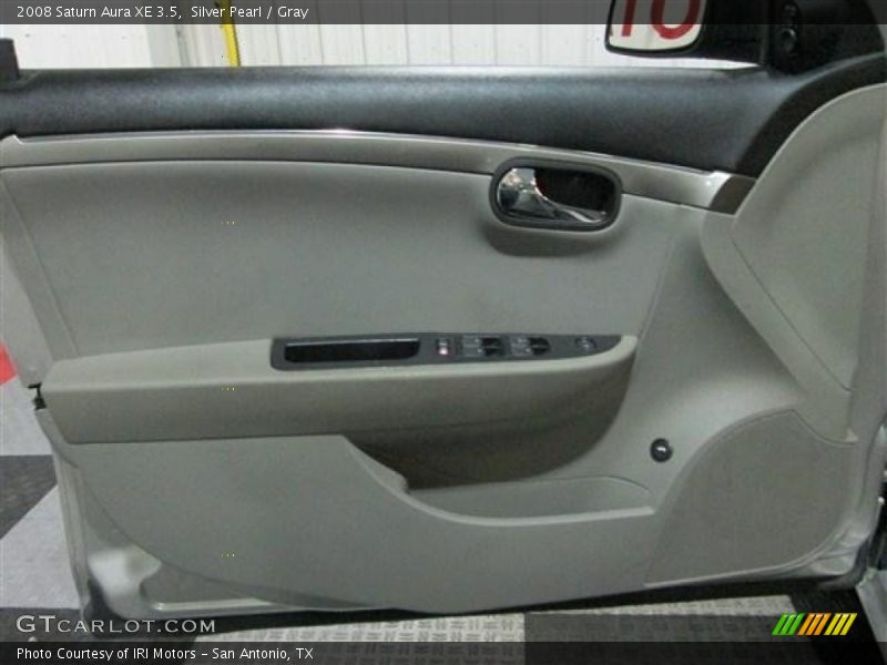 Silver Pearl / Gray 2008 Saturn Aura XE 3.5