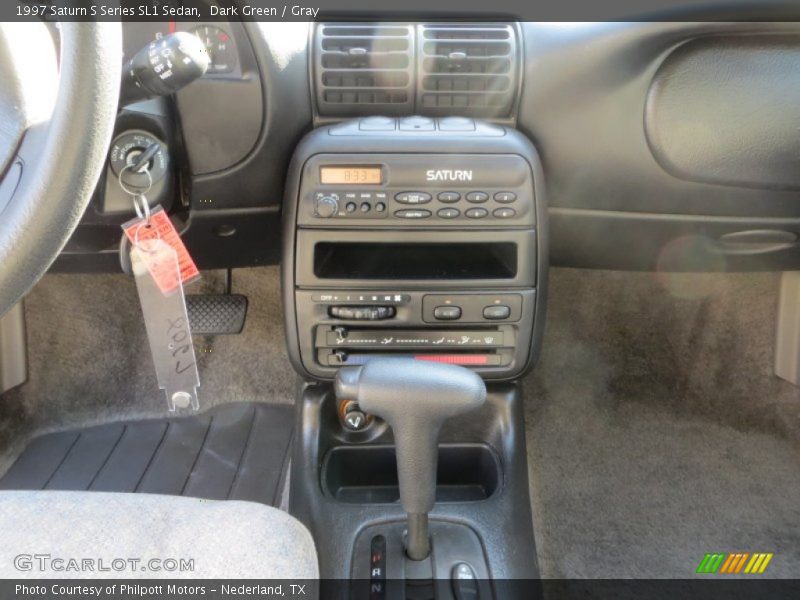 Dark Green / Gray 1997 Saturn S Series SL1 Sedan