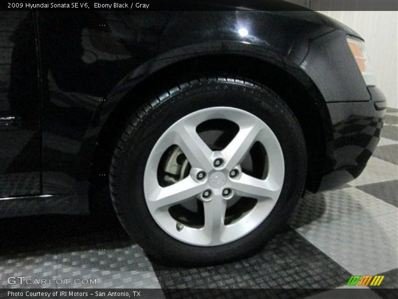 Ebony Black / Gray 2009 Hyundai Sonata SE V6
