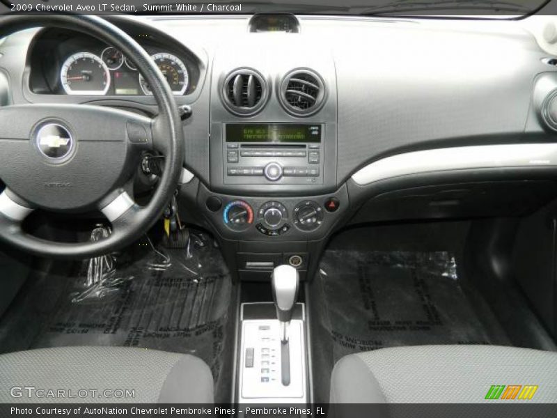 Summit White / Charcoal 2009 Chevrolet Aveo LT Sedan