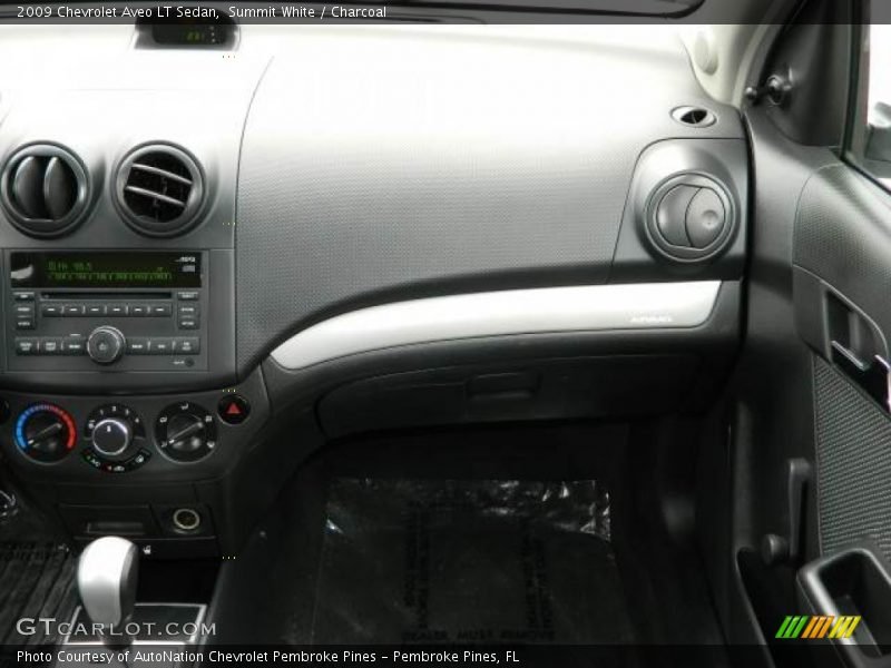 Summit White / Charcoal 2009 Chevrolet Aveo LT Sedan