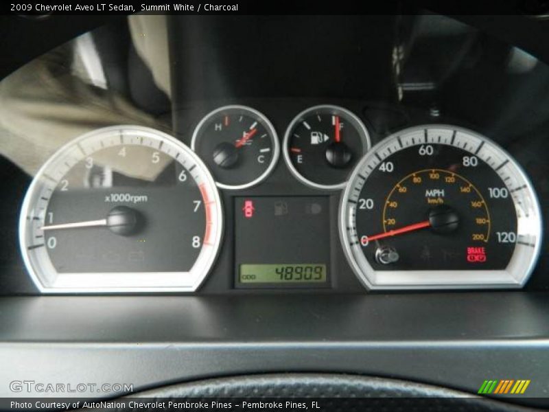 Summit White / Charcoal 2009 Chevrolet Aveo LT Sedan
