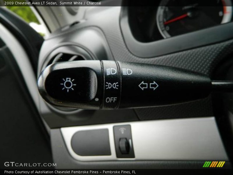 Summit White / Charcoal 2009 Chevrolet Aveo LT Sedan
