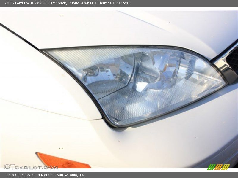 Cloud 9 White / Charcoal/Charcoal 2006 Ford Focus ZX3 SE Hatchback