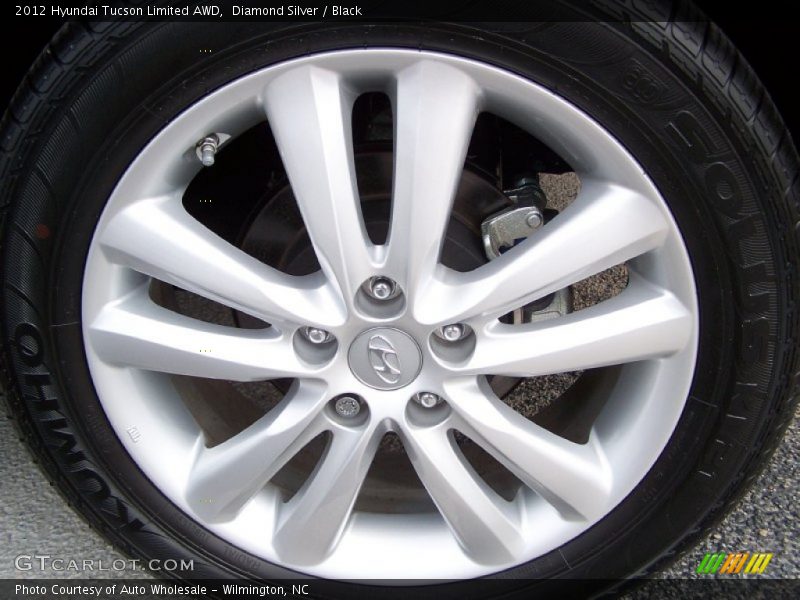 Diamond Silver / Black 2012 Hyundai Tucson Limited AWD