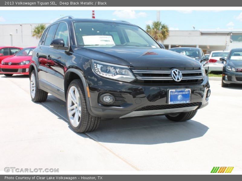 Deep Black Metallic / Black 2013 Volkswagen Tiguan SEL