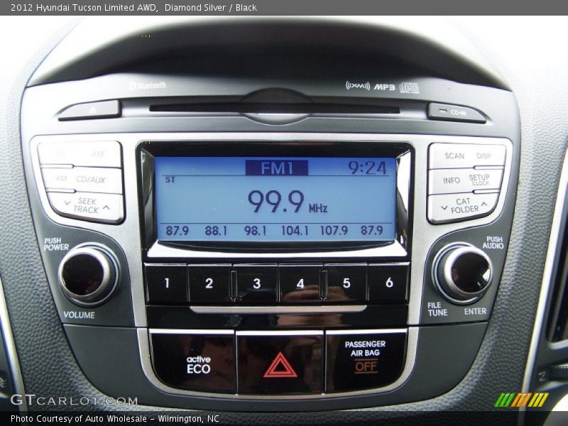 Diamond Silver / Black 2012 Hyundai Tucson Limited AWD