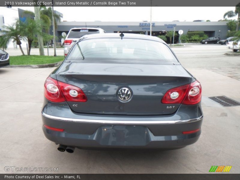 Island Grey Metallic / Cornsilk Beige Two Tone 2010 Volkswagen CC Sport