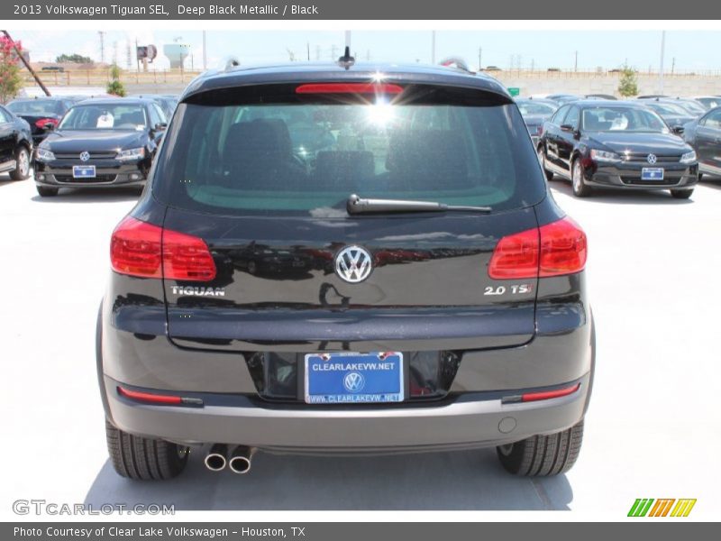 Deep Black Metallic / Black 2013 Volkswagen Tiguan SEL