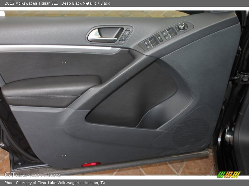 Deep Black Metallic / Black 2013 Volkswagen Tiguan SEL