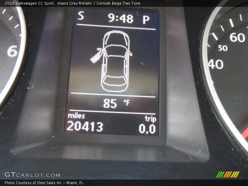 Island Grey Metallic / Cornsilk Beige Two Tone 2010 Volkswagen CC Sport