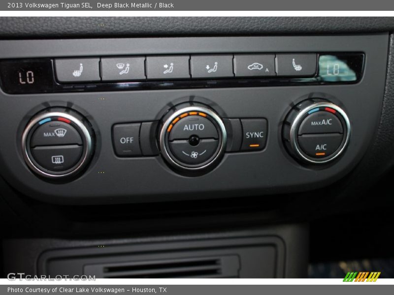 Deep Black Metallic / Black 2013 Volkswagen Tiguan SEL