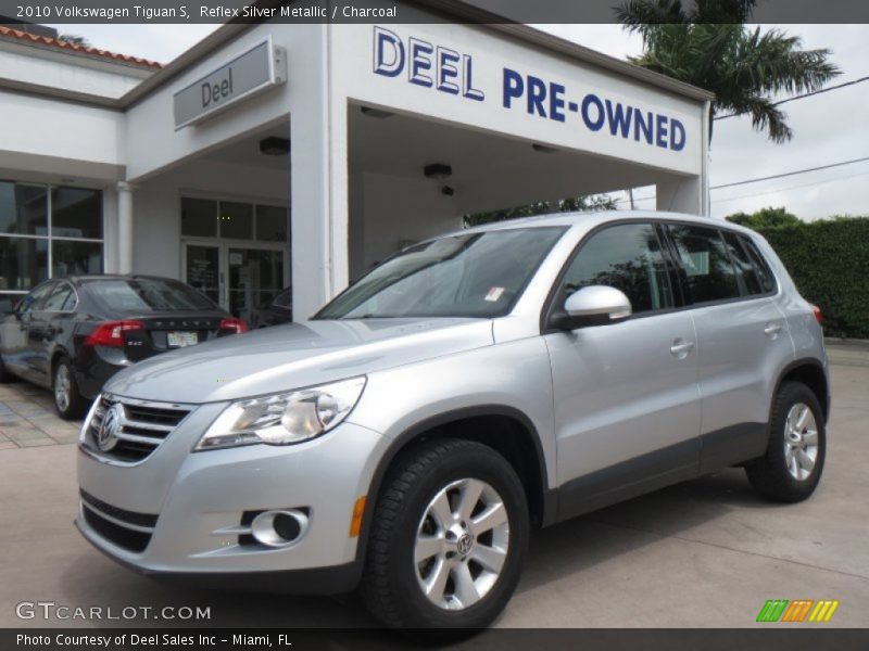 Reflex Silver Metallic / Charcoal 2010 Volkswagen Tiguan S
