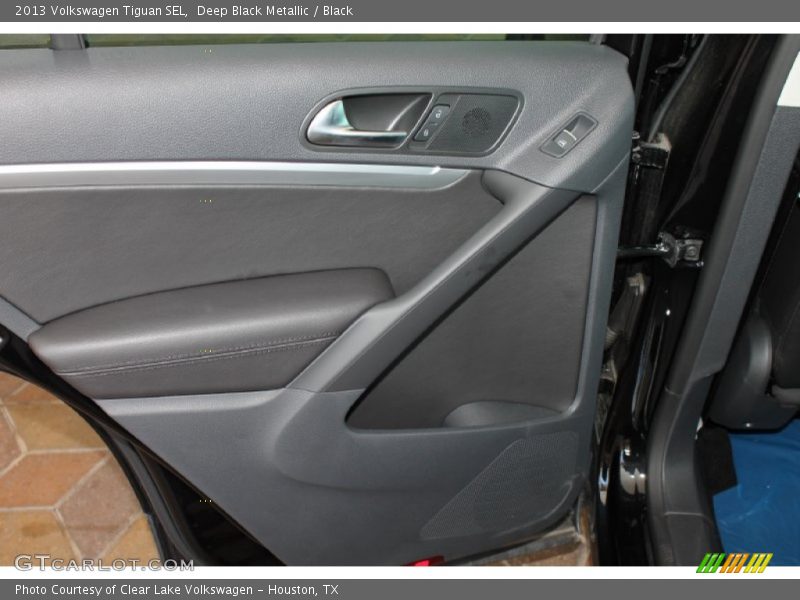 Deep Black Metallic / Black 2013 Volkswagen Tiguan SEL
