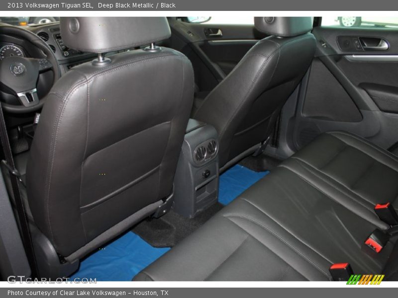 Deep Black Metallic / Black 2013 Volkswagen Tiguan SEL