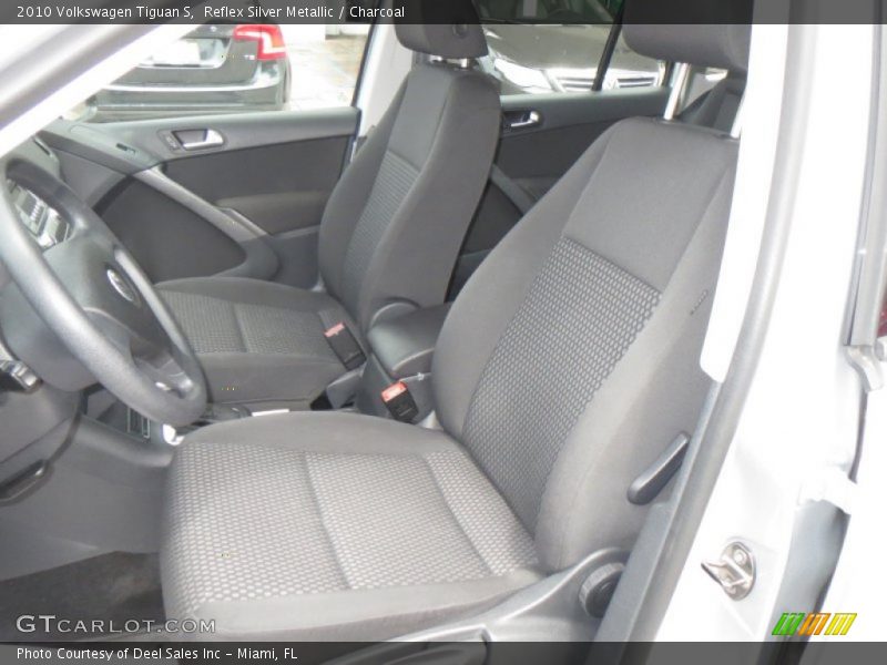 Reflex Silver Metallic / Charcoal 2010 Volkswagen Tiguan S
