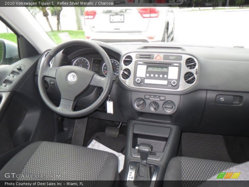 Reflex Silver Metallic / Charcoal 2010 Volkswagen Tiguan S