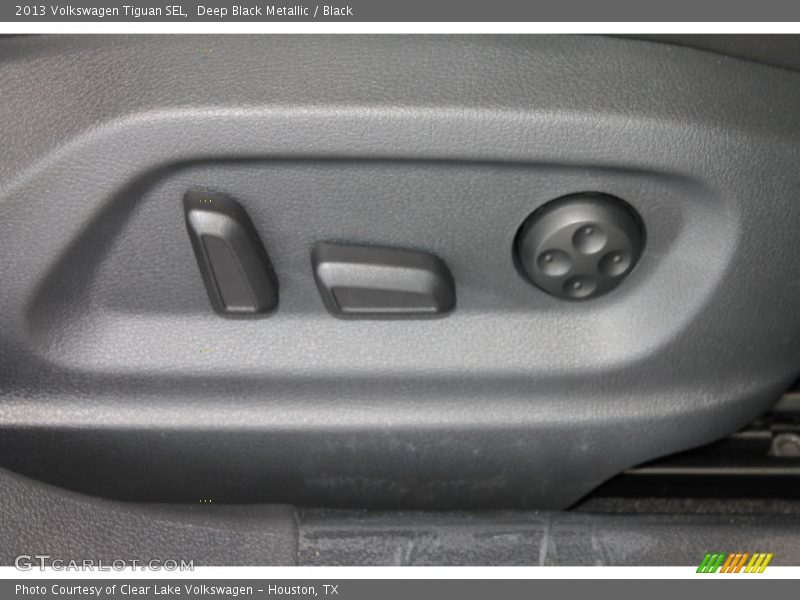 Deep Black Metallic / Black 2013 Volkswagen Tiguan SEL