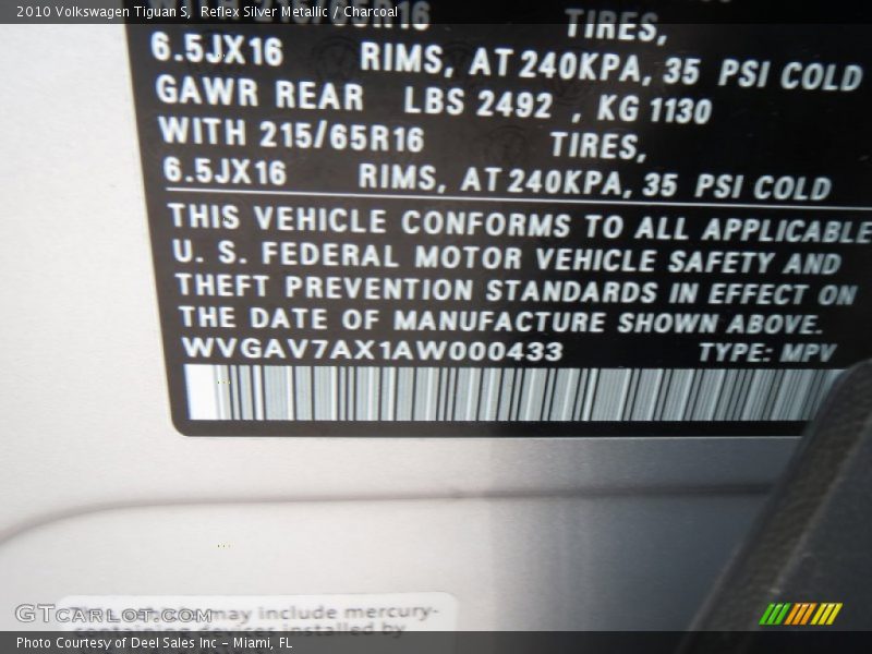 Reflex Silver Metallic / Charcoal 2010 Volkswagen Tiguan S