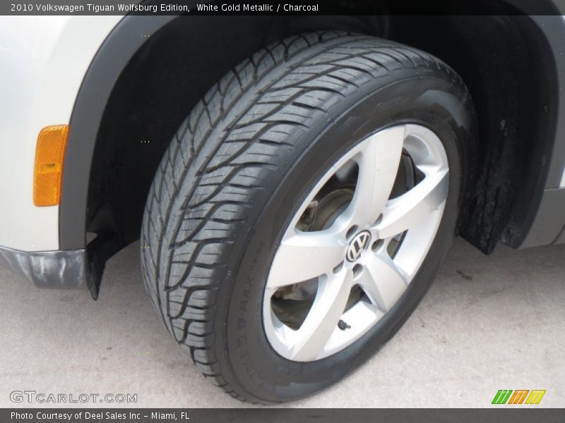 White Gold Metallic / Charcoal 2010 Volkswagen Tiguan Wolfsburg Edition