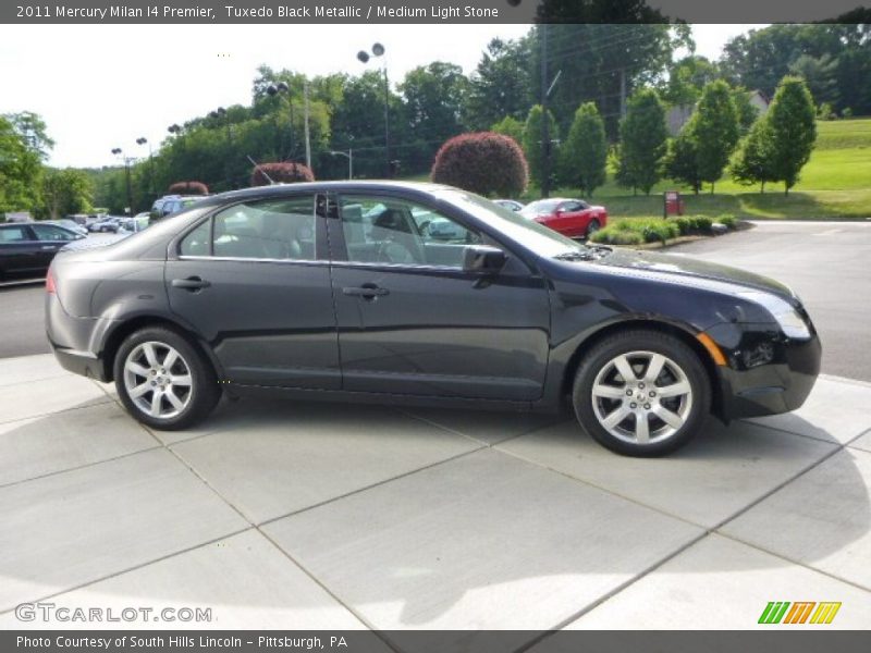 Tuxedo Black Metallic / Medium Light Stone 2011 Mercury Milan I4 Premier
