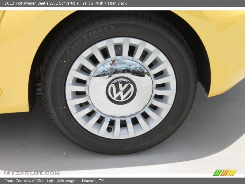 Yellow Rush / Titan Black 2013 Volkswagen Beetle 2.5L Convertible