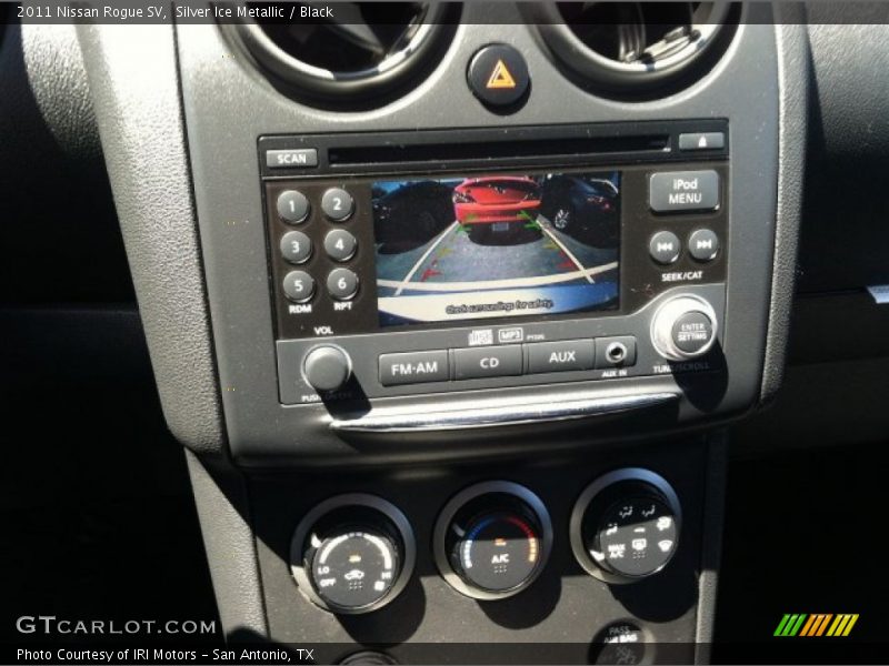 Silver Ice Metallic / Black 2011 Nissan Rogue SV