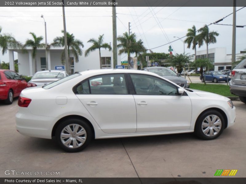 Candy White / Cornsilk Beige 2012 Volkswagen Jetta SE Sedan