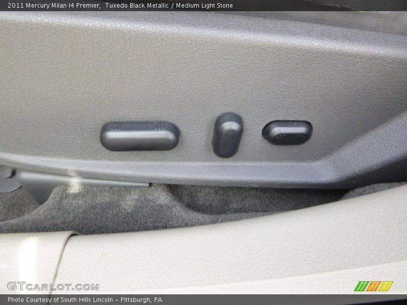 Tuxedo Black Metallic / Medium Light Stone 2011 Mercury Milan I4 Premier