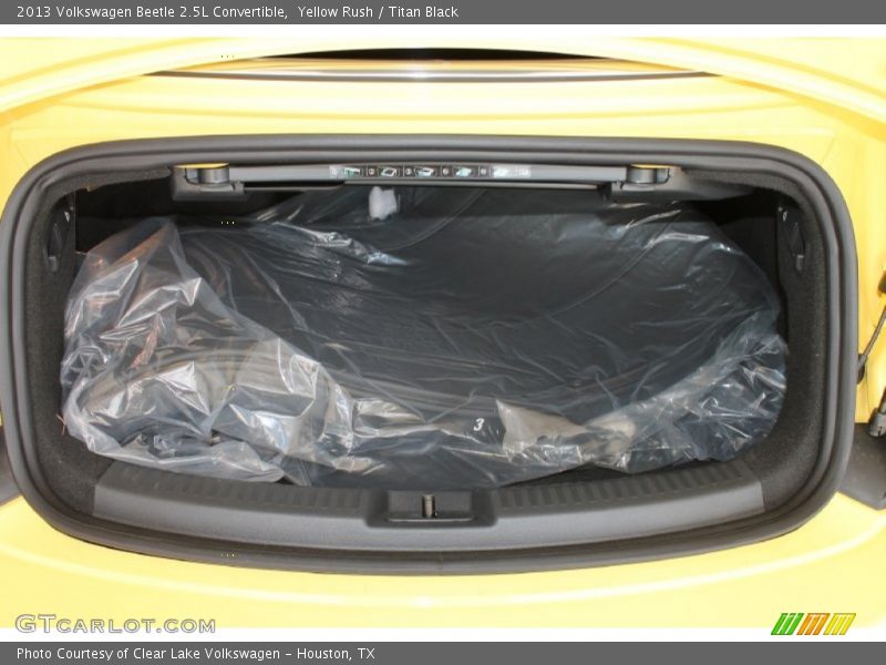 Yellow Rush / Titan Black 2013 Volkswagen Beetle 2.5L Convertible