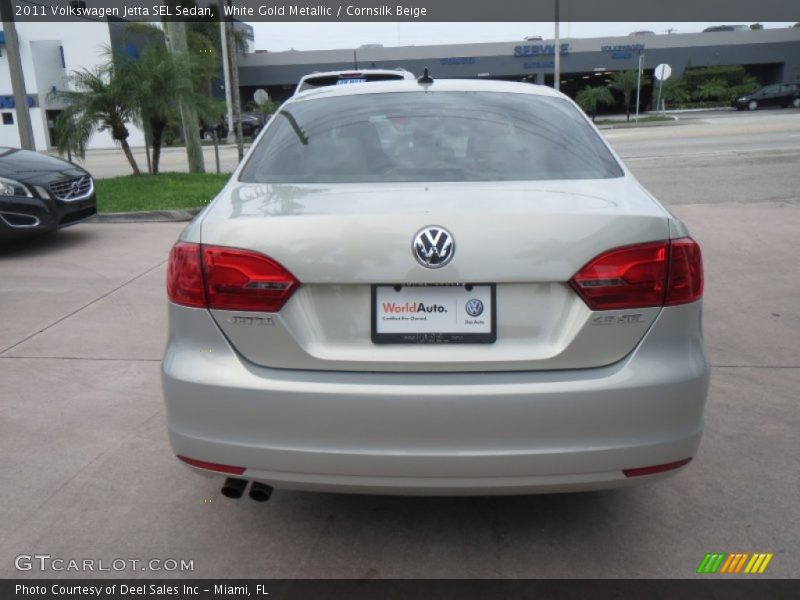 White Gold Metallic / Cornsilk Beige 2011 Volkswagen Jetta SEL Sedan
