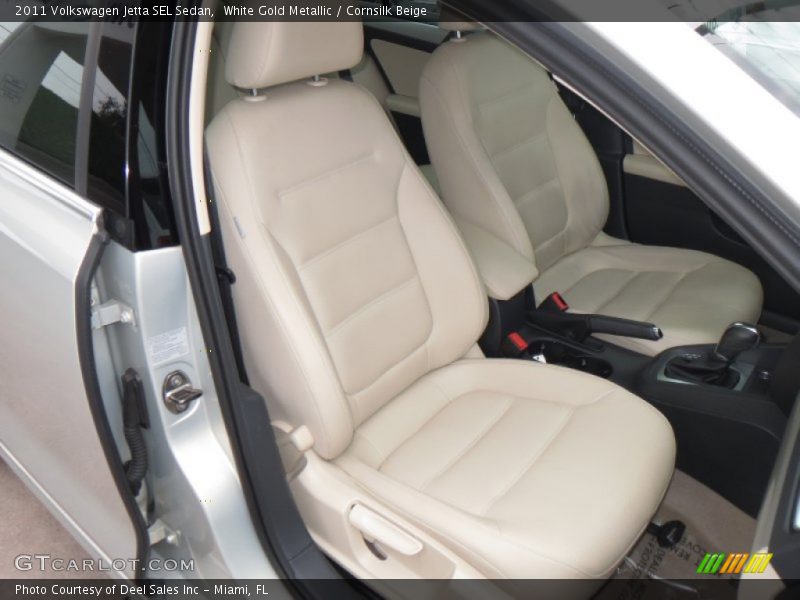 White Gold Metallic / Cornsilk Beige 2011 Volkswagen Jetta SEL Sedan