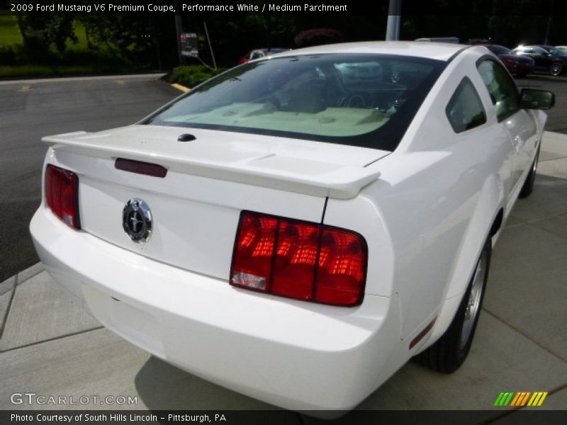 Performance White / Medium Parchment 2009 Ford Mustang V6 Premium Coupe